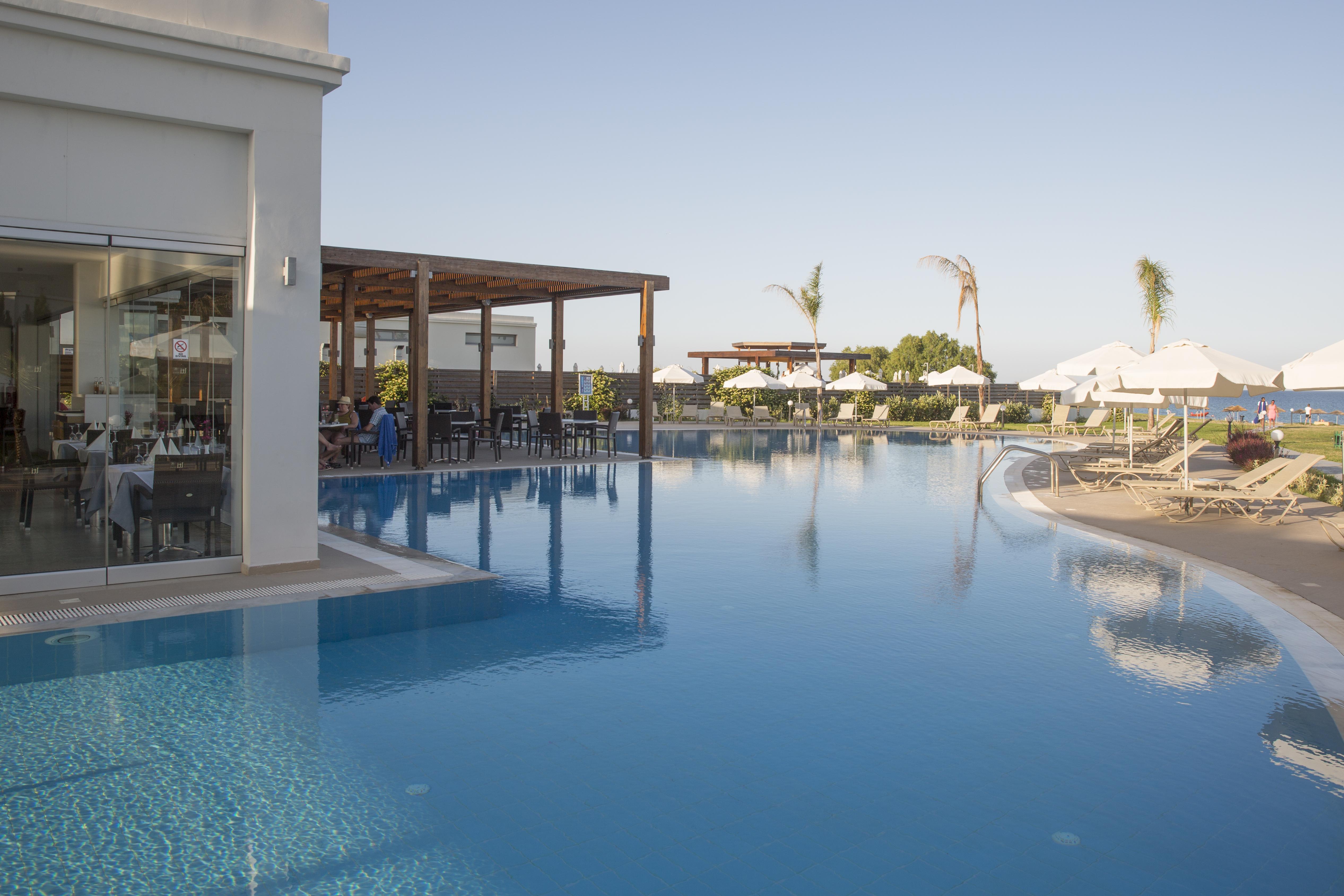 Asterias Beach Resort Afantou Bagian luar foto