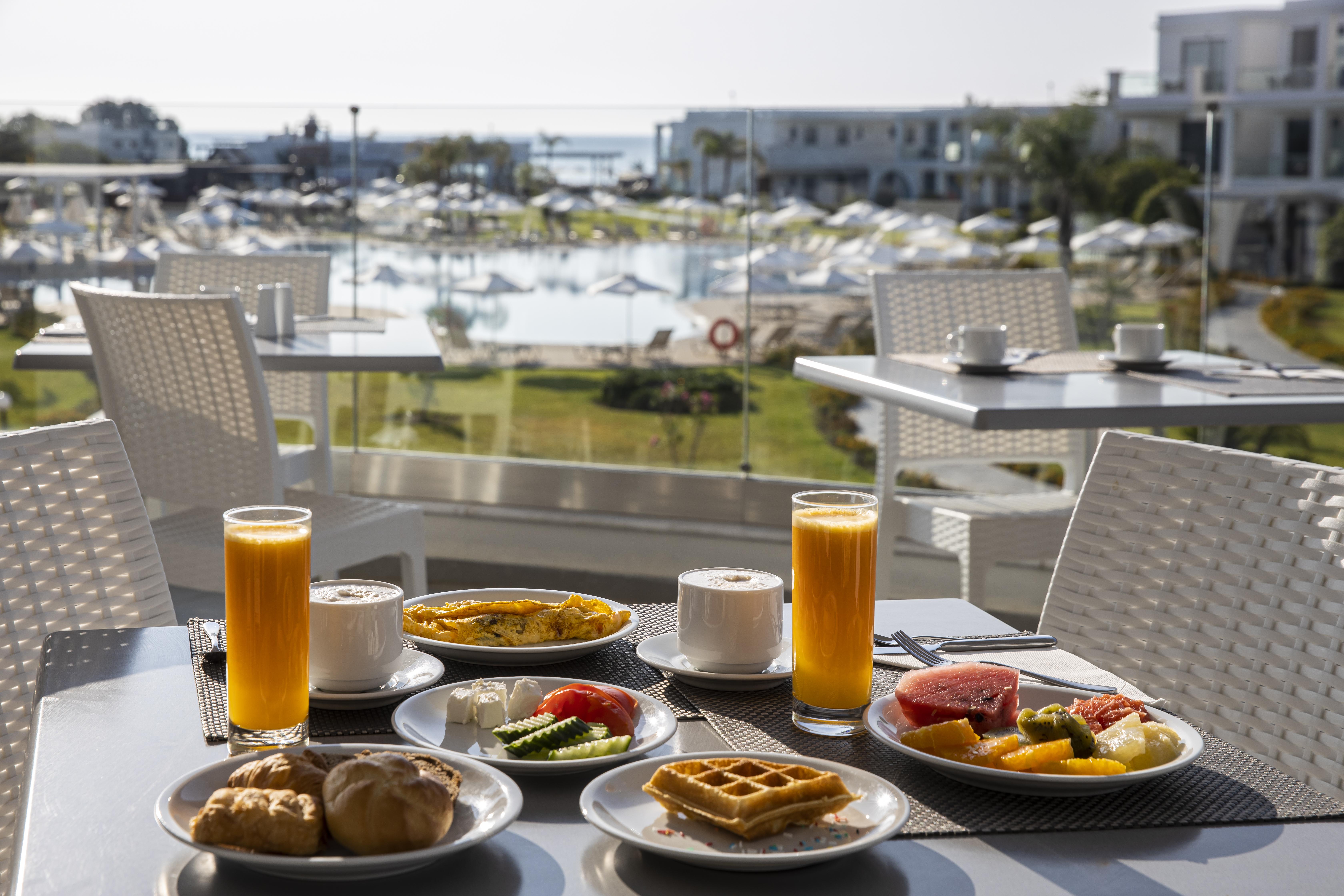 Asterias Beach Resort Afantou Bagian luar foto