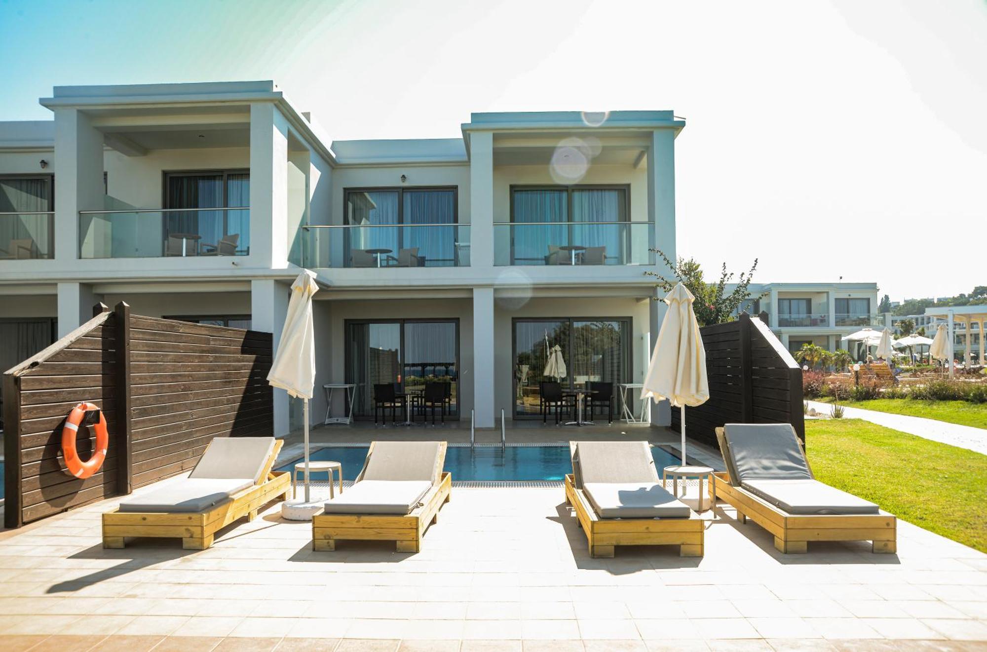 Asterias Beach Resort Afantou Bagian luar foto